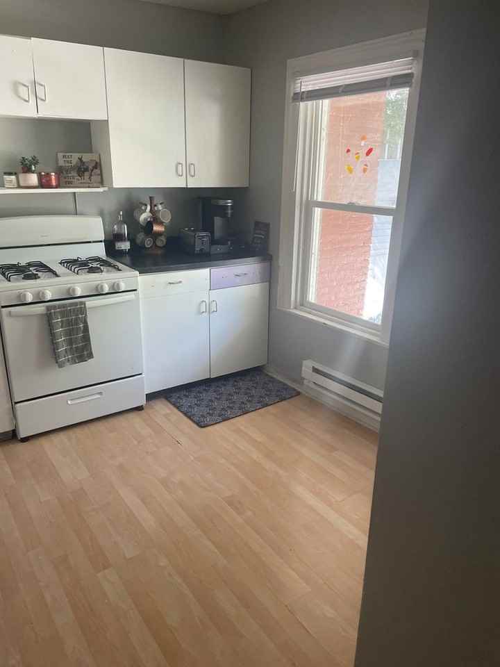 Cass & 8th - Photo 2 of 3
