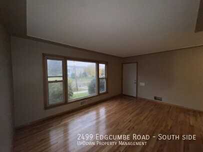 2499 Edgcumbe Rd - Photo 2 of 14