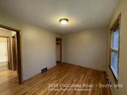 2499 Edgcumbe Rd - Photo 6 of 14
