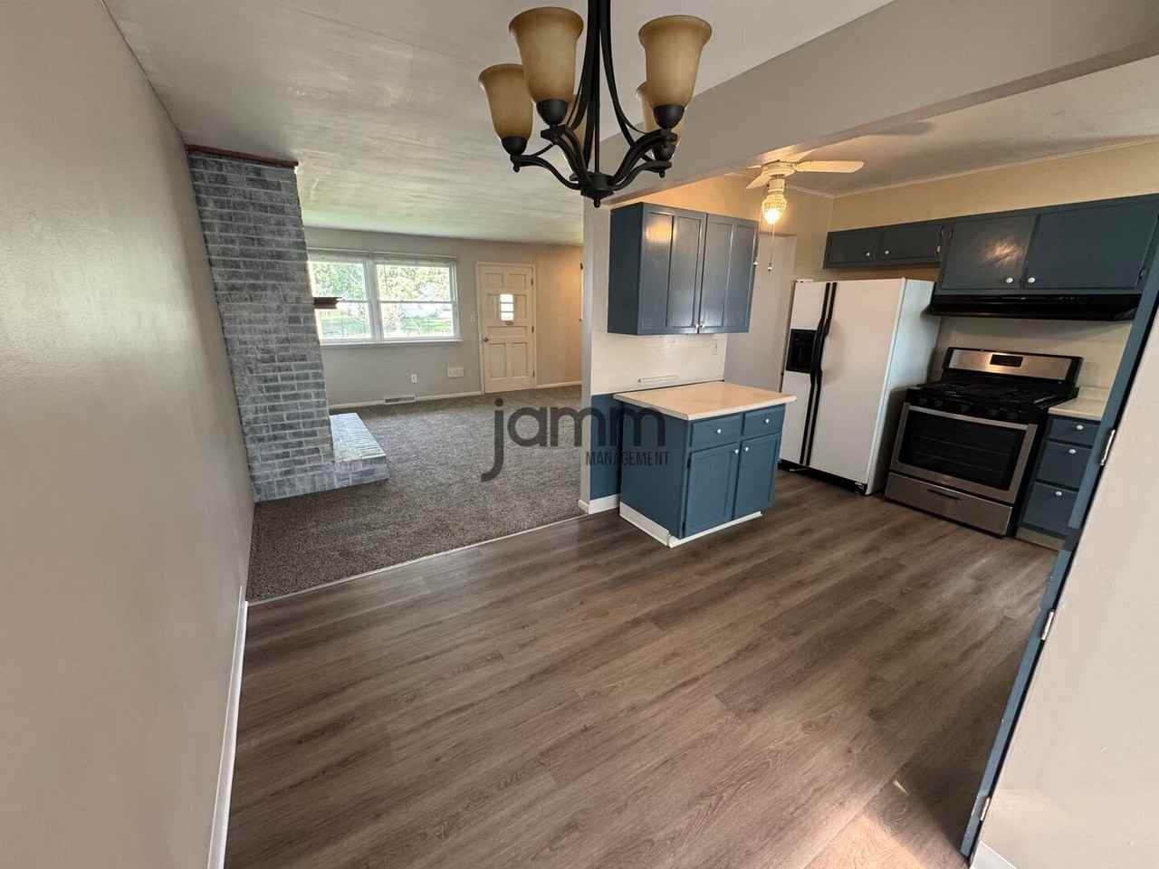 14635 Sylvia Dr - Photo 6 of 26