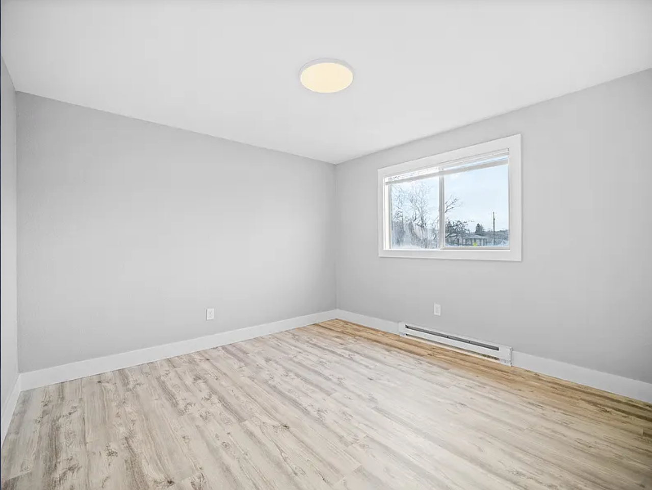 ONE MONTH FREE! LIMITED TIME ONLY! Mission Apartment, home by the River! - Photo 6 of 22