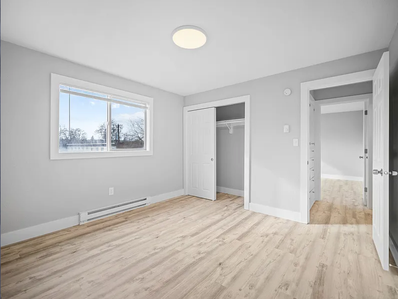 ONE MONTH FREE! LIMITED TIME ONLY! Mission Apartment, home by the River! - Photo 7 of 22