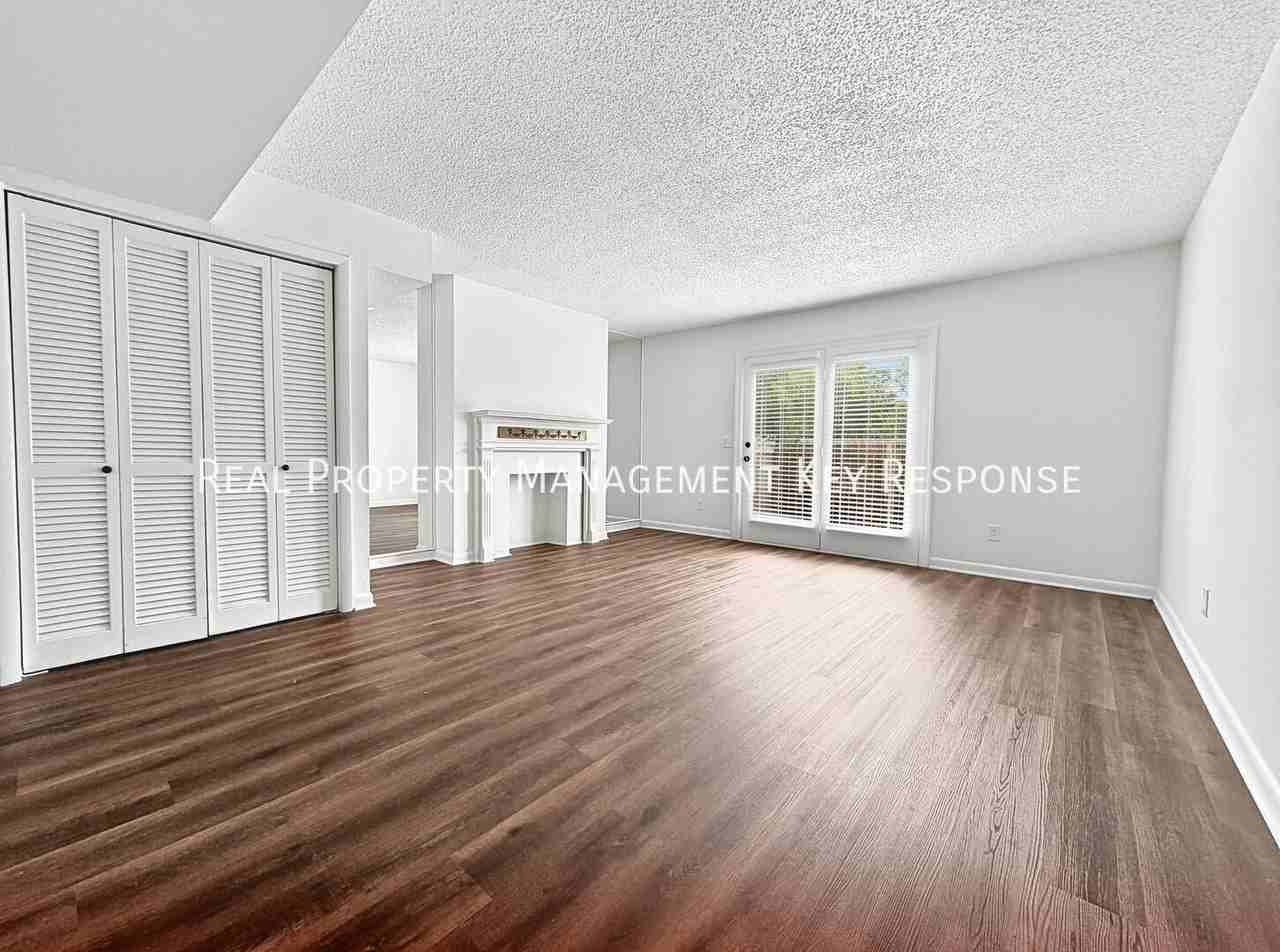 523 Harding Pl #C - Photo 4 of 20
