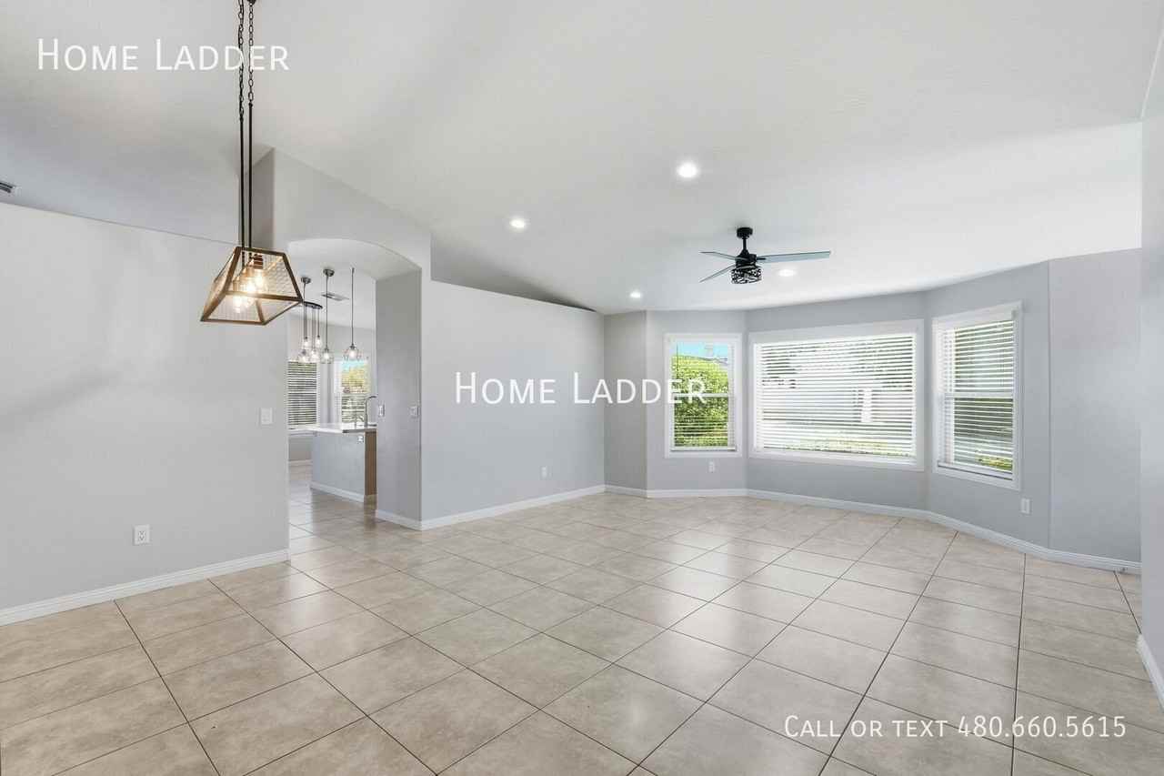 470 W Scott Ave - Photo 7 of 50