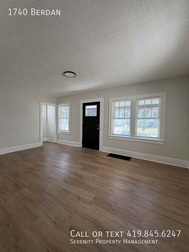 1740 Berdan Ave - Photo 2 of 15