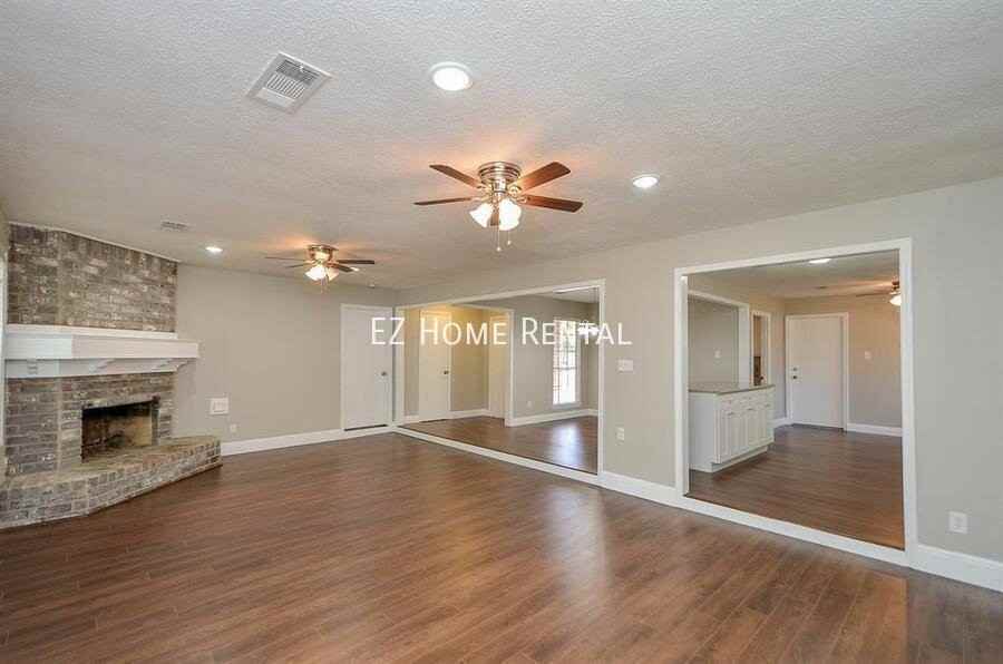 13326 Pantano Dr - Photo 4 of 32