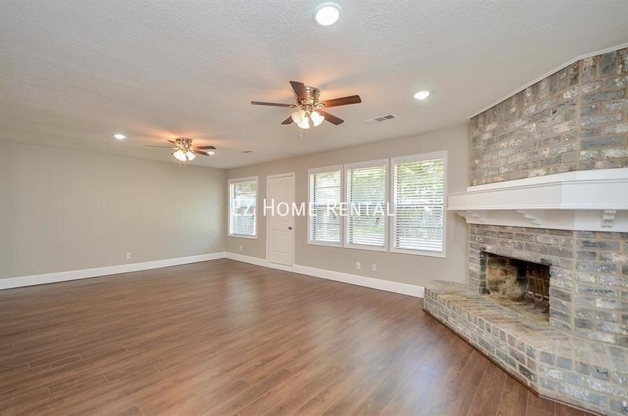 13326 Pantano Dr - Photo 5 of 32