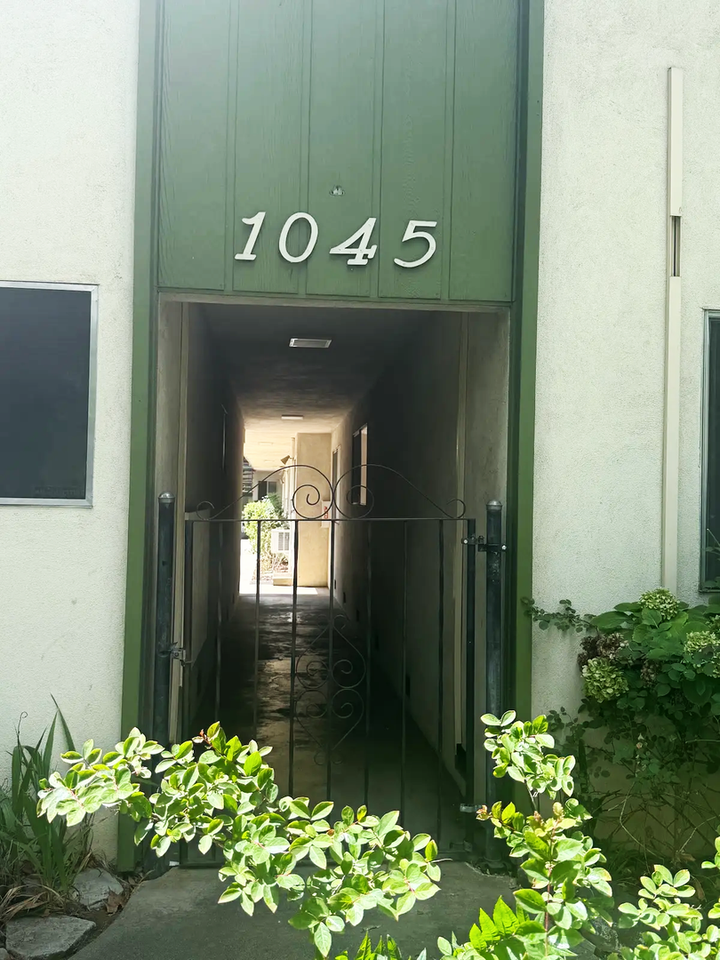 Bidwell Manor Apartments - Photo 3 of 34