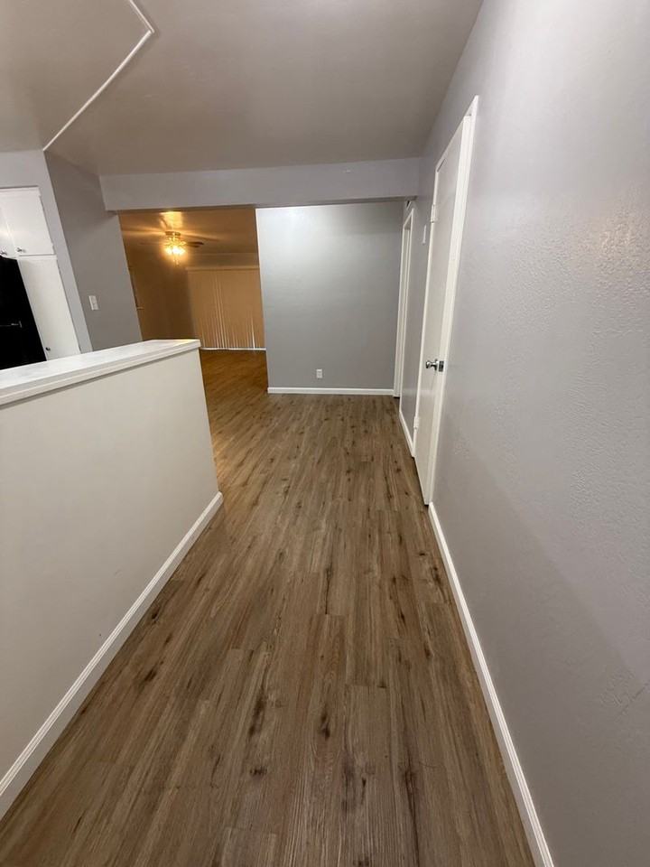 Bidwell Manor Apartments - Photo 6 of 34