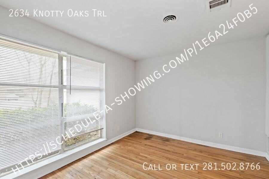 2634 Knotty Oaks Trl - Photo 2 of 11