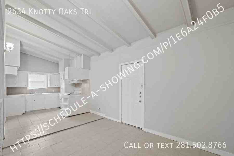 2634 Knotty Oaks Trl - Photo 3 of 11