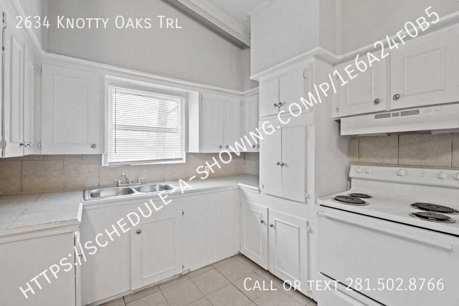 2634 Knotty Oaks Trl - Photo 5 of 11