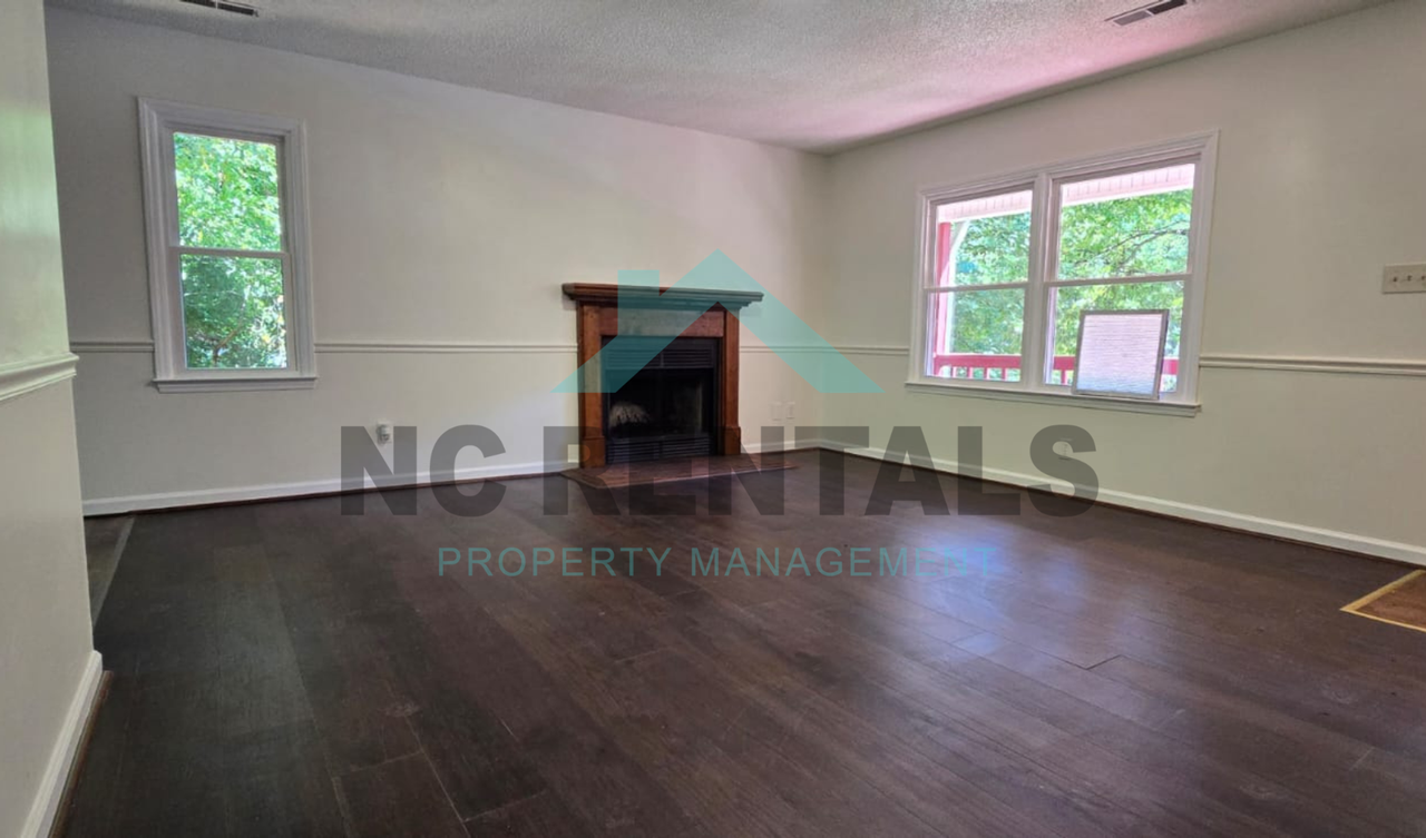 3138 Russell Way Ln - Photo 5 of 31