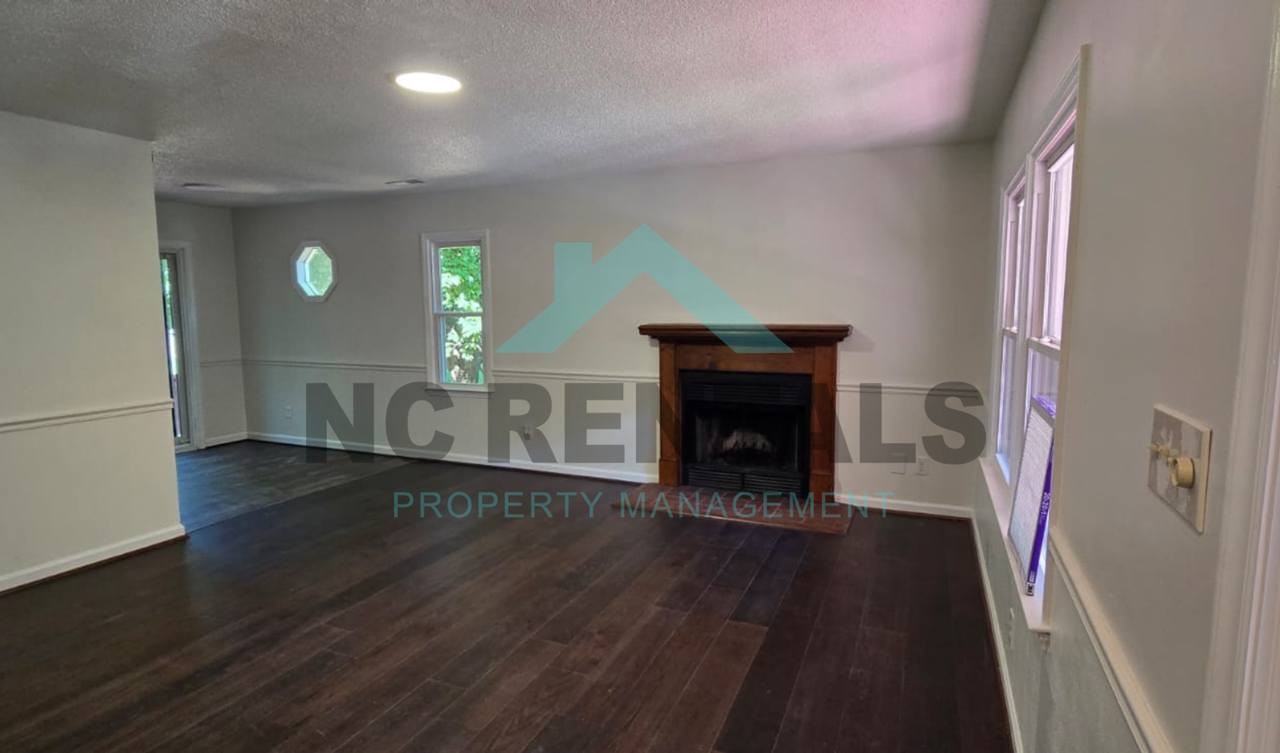 3138 Russell Way Ln - Photo 6 of 31