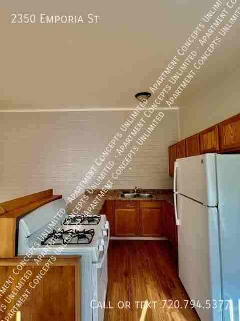 2350 Emporia St - Photo 5 of 7