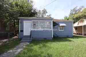 featured image of 1066 W 13th St