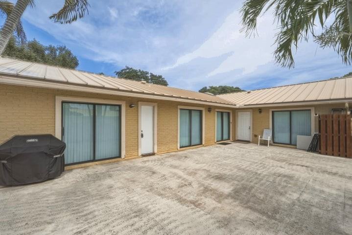 5799 Golden Eagle Circle - Photo 3 of 8