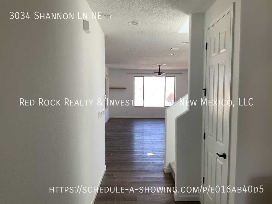 3034 Shannon Ln Ne - Photo 2 of 25
