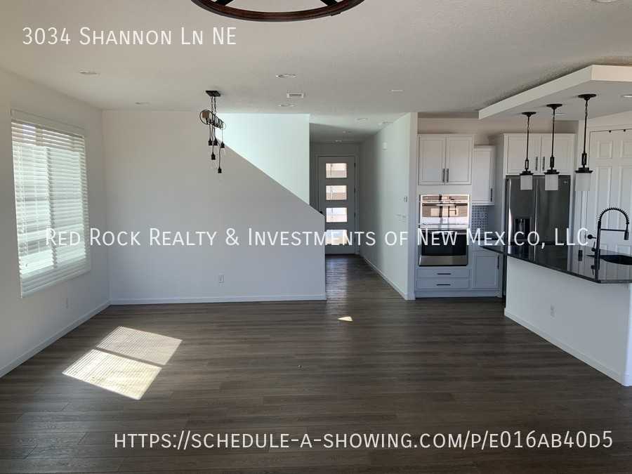 3034 Shannon Ln Ne - Photo 4 of 25