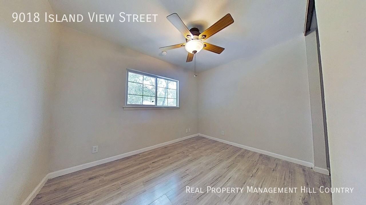 9018 Island View St - Photo 7 of 11