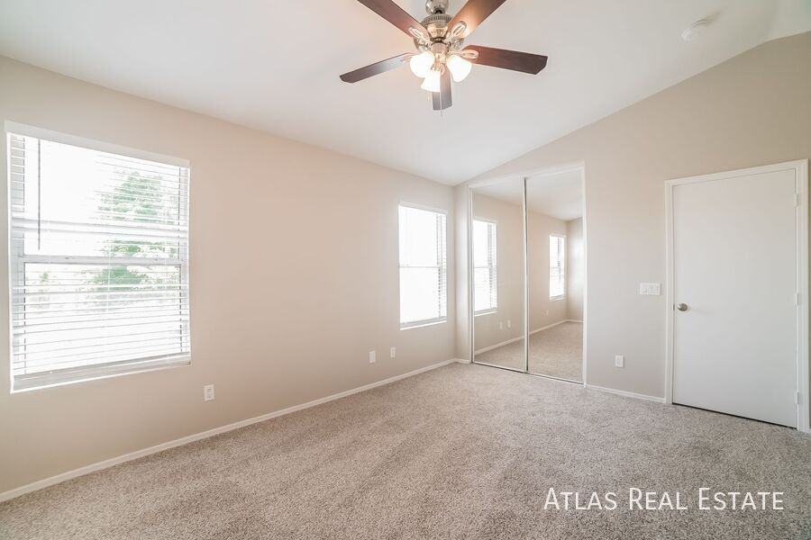 16271 W Madison St - Photo 7 of 21
