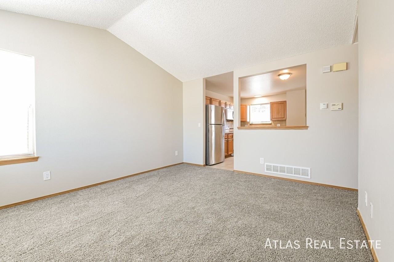6730 E 120th Dr - Photo 4 of 22