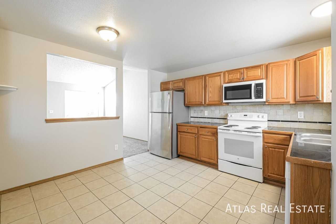 6730 E 120th Dr - Photo 6 of 22