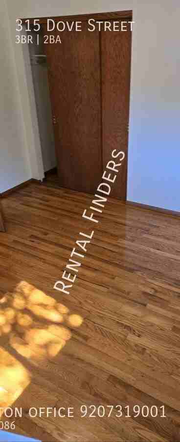 315 Dove St - Photo 5 of 15