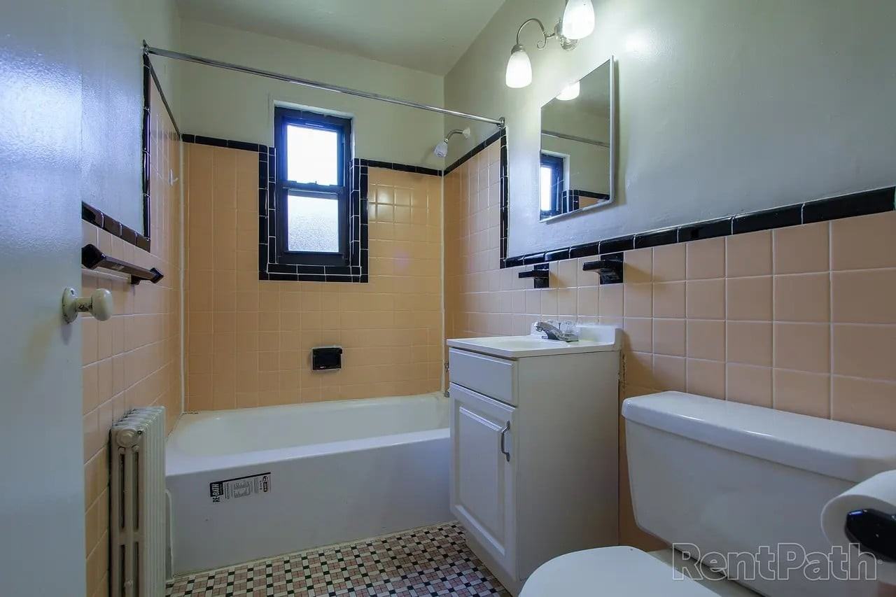 6713 14th St. Apartments - Photo 3 of 13