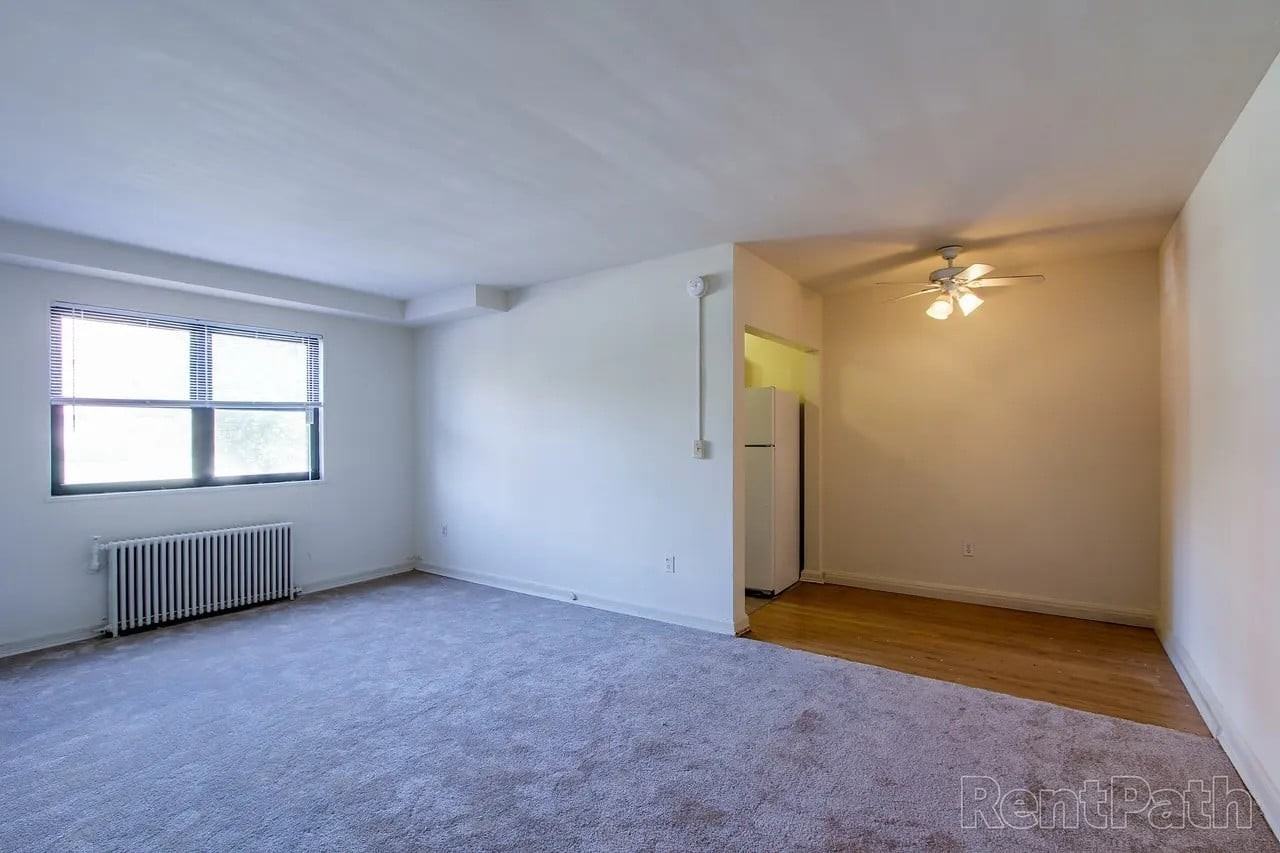 6713 14th St. Apartments - Photo 6 of 13