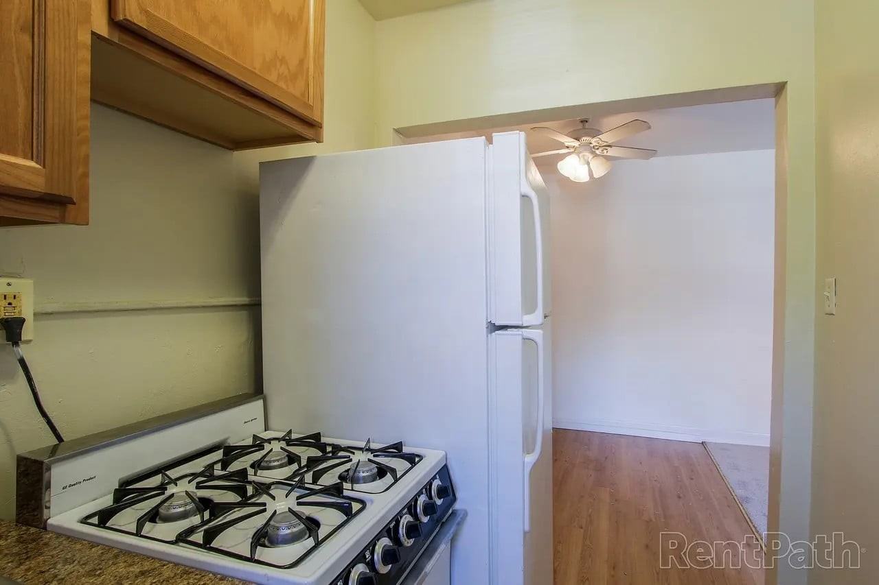 6713 14th St. Apartments - Photo 7 of 13