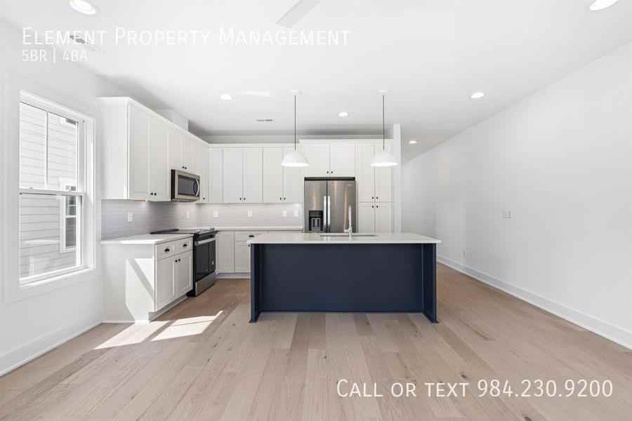 845 Athens Dr #102 - Photo 2 of 27