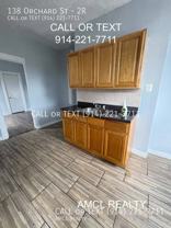 138 Orchard St #2R - Photo 1 of 1
