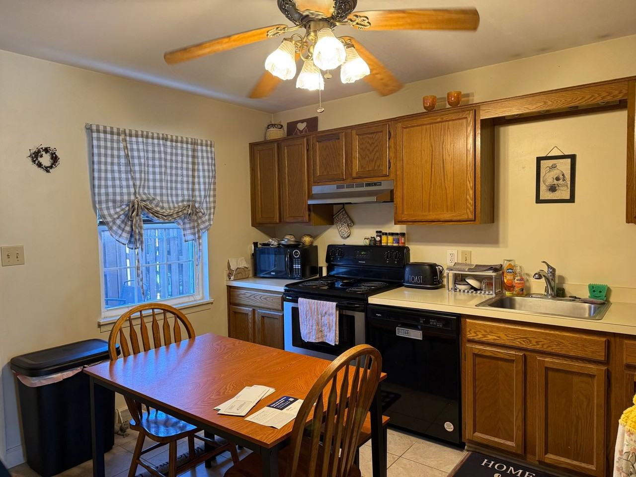 777 Old Silver Spring Rd - Photo 6 of 28