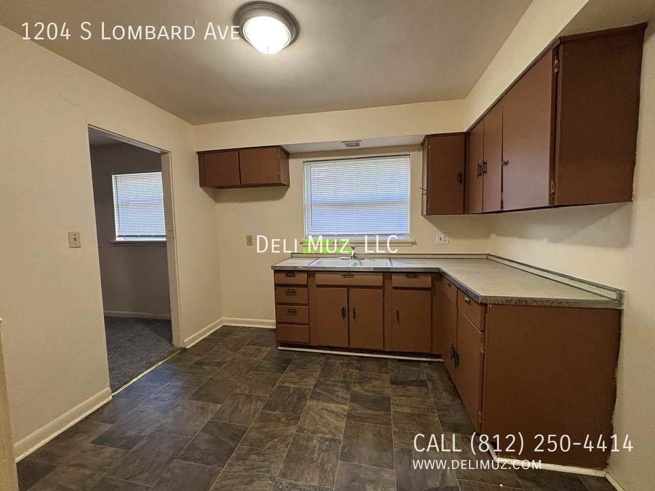 1204 S Lombard Ave - Photo 7 of 18