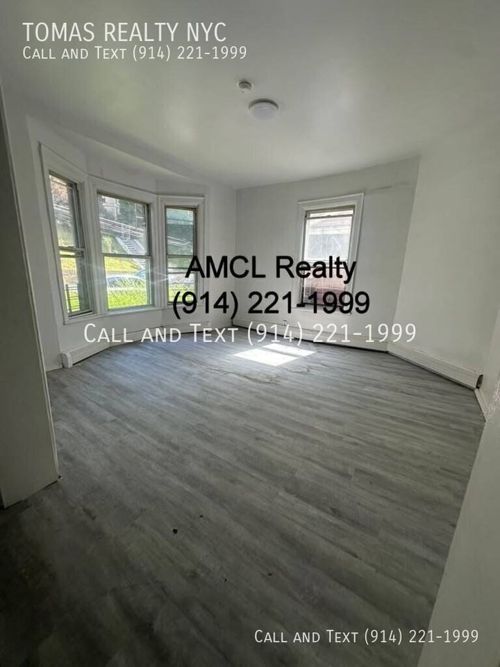 11 Lincoln Ter Apt 2nd #2