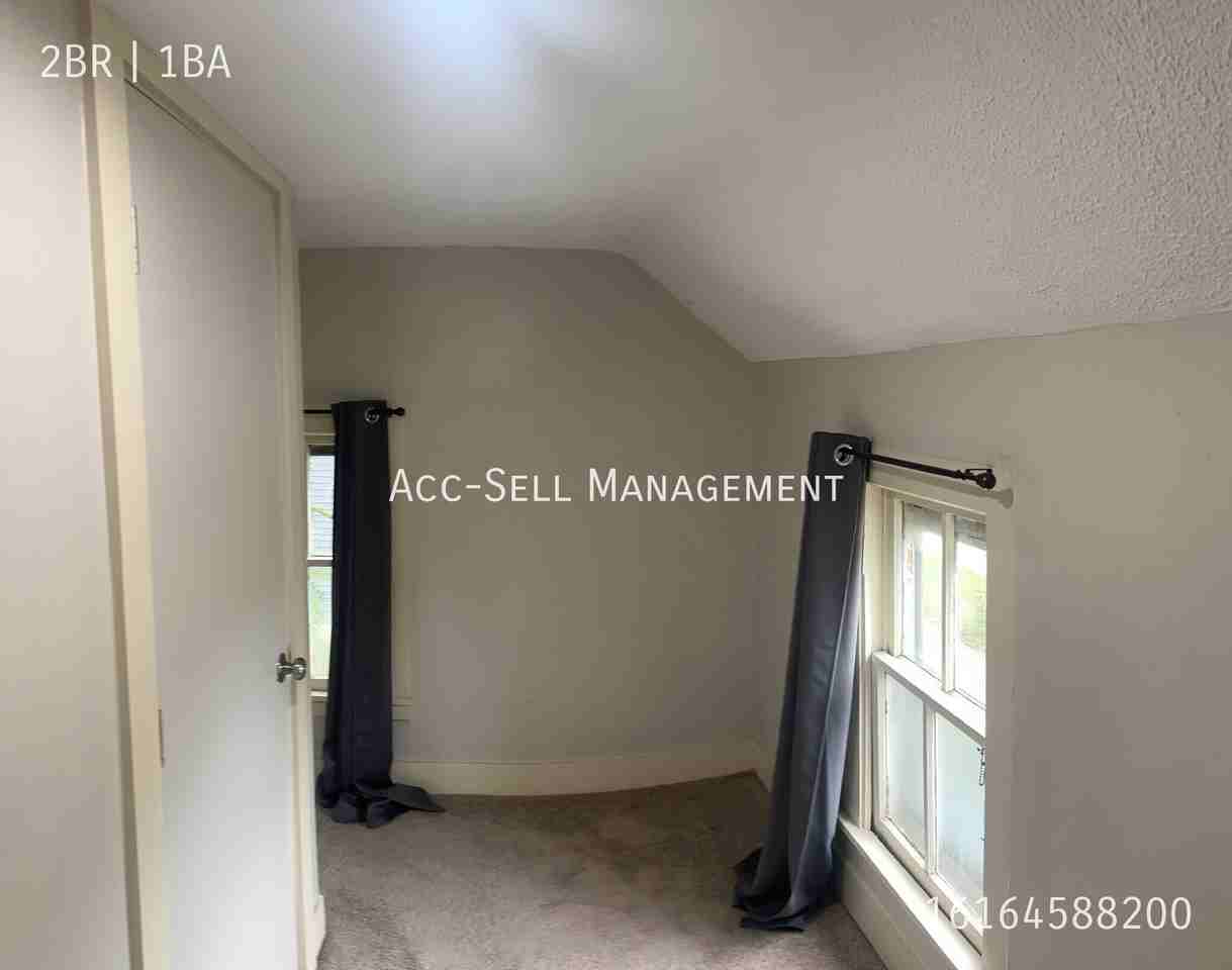651 Butterworth St Sw - Photo 6 of 6