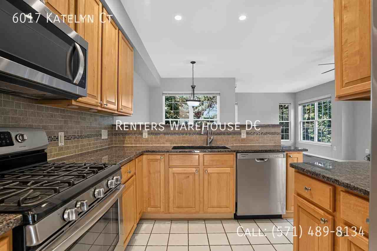 6017 Katelyn Ct - Photo 2 of 33