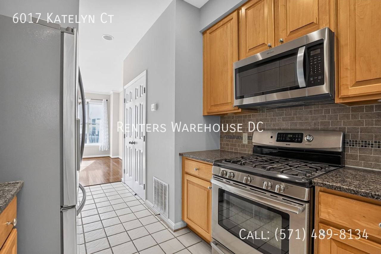6017 Katelyn Ct - Photo 4 of 33