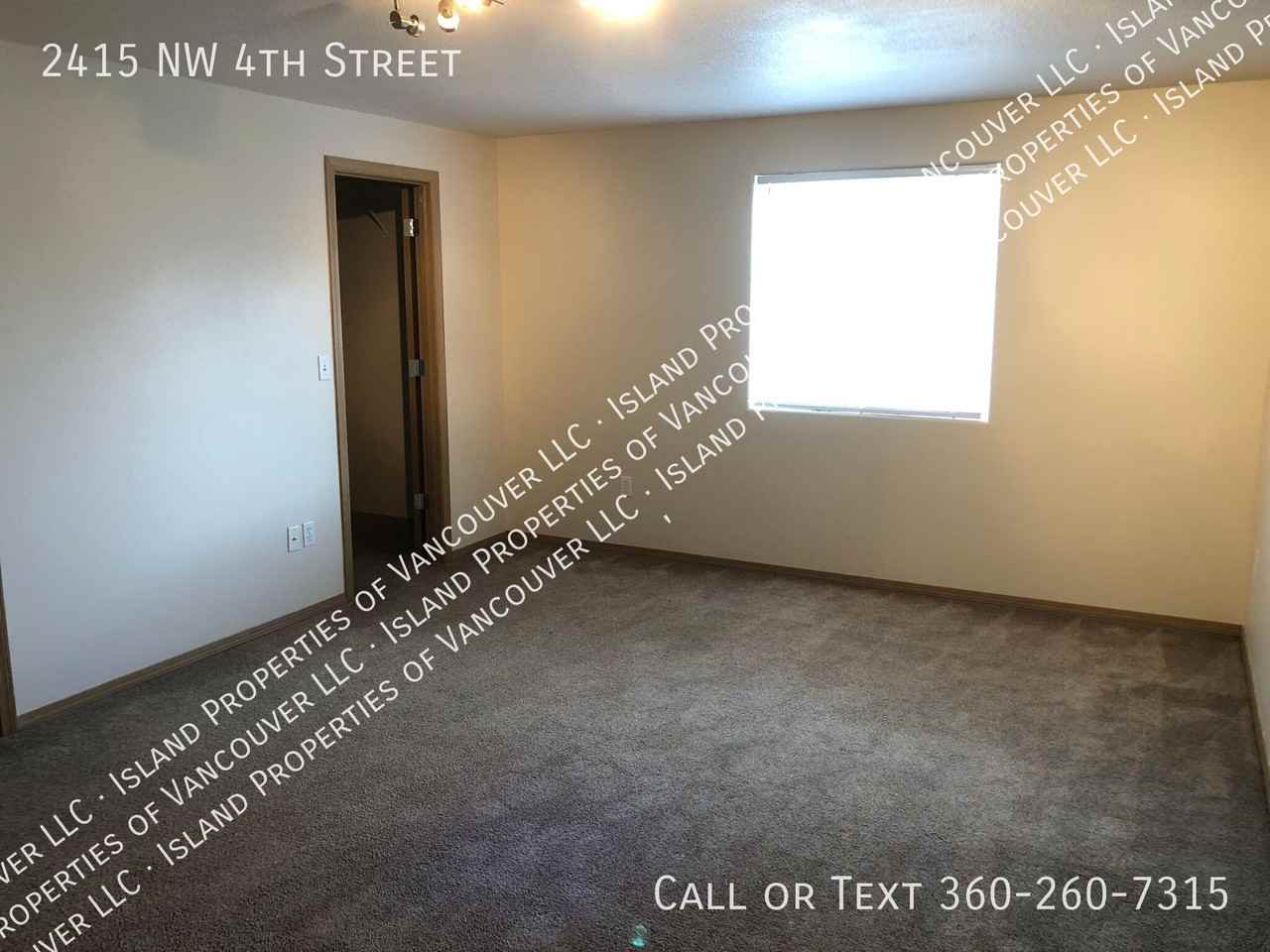 2415 Nw 4th St - Photo 5 of 10
