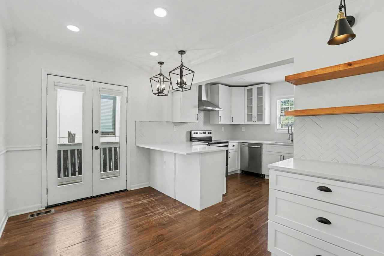 188 Clay Street Southeast - Photo 5 of 15