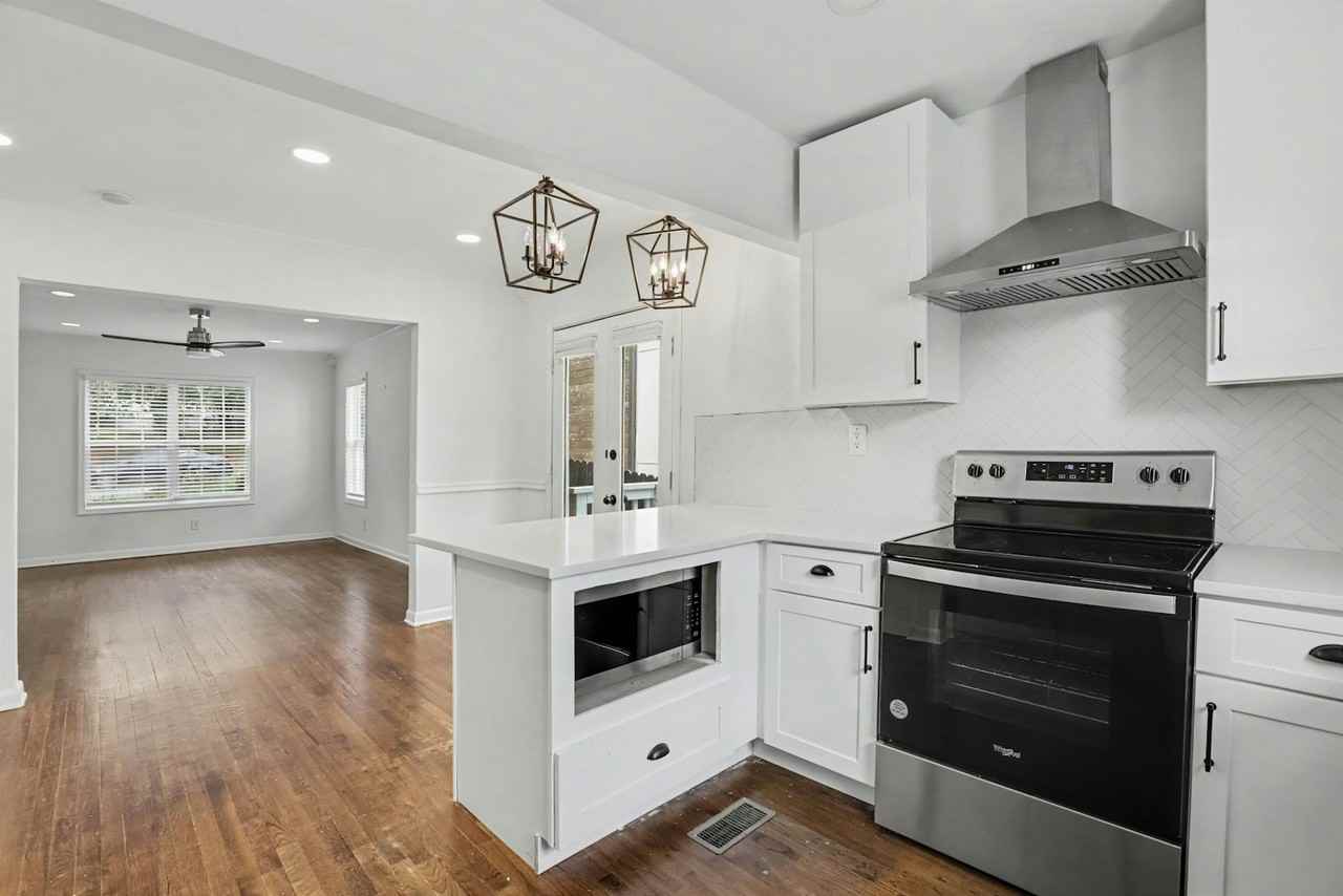 188 Clay Street Southeast - Photo 7 of 15