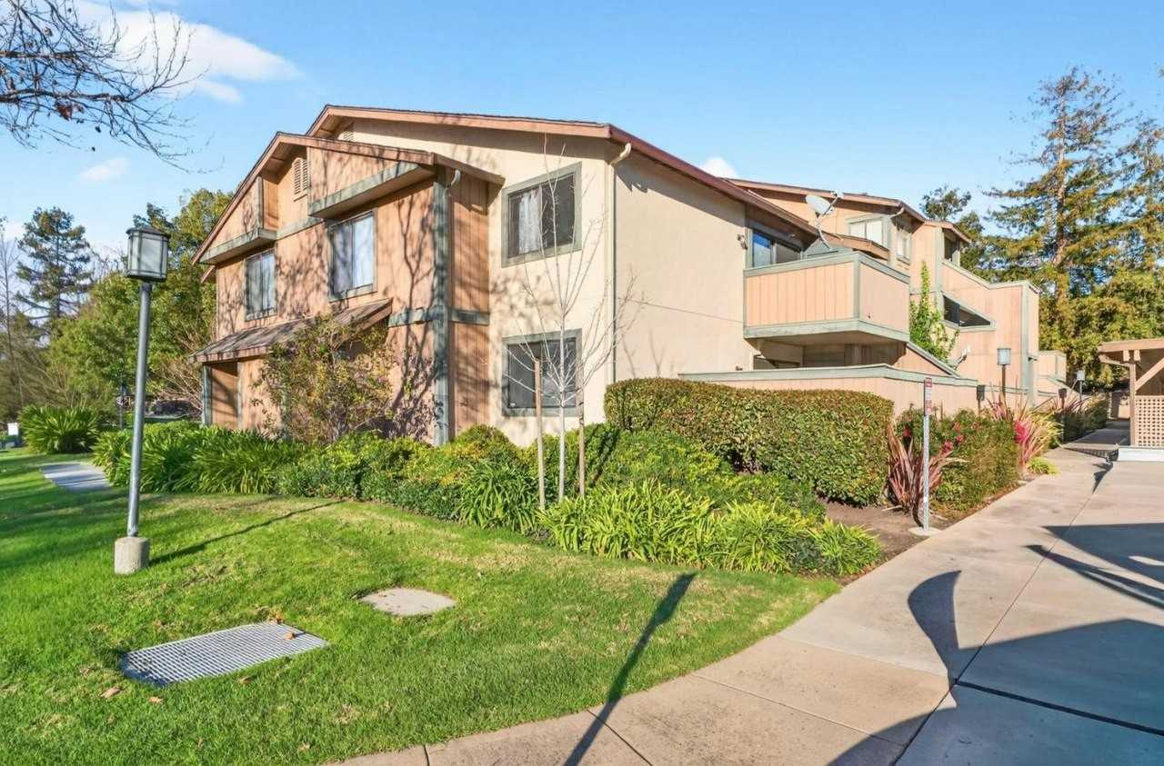 286 Hackamore Common, Unit 82 - Photo 5 of 19