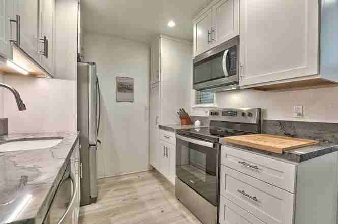 3107 Golden Oaks Lane, Unit 80 - Photo 4 of 19