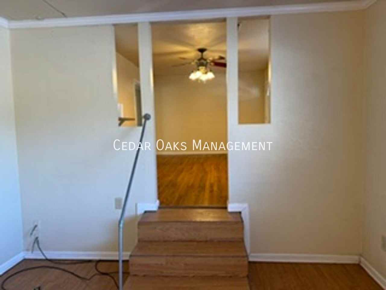 217 Perry Ln - Photo 2 of 18