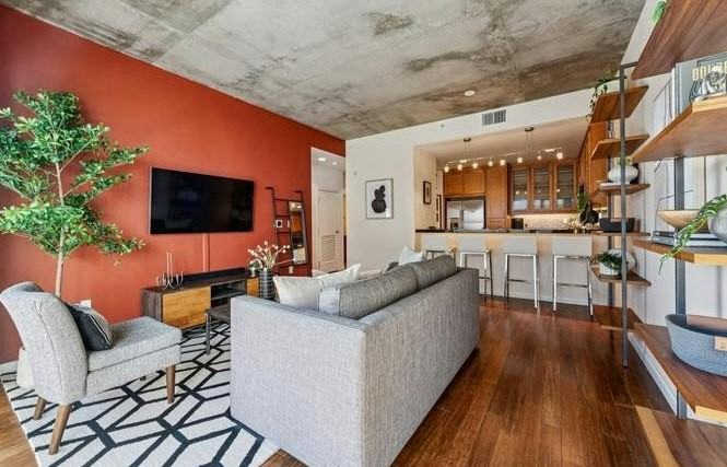 428 Alice Street, Unit 533 - Photo 2 of 20