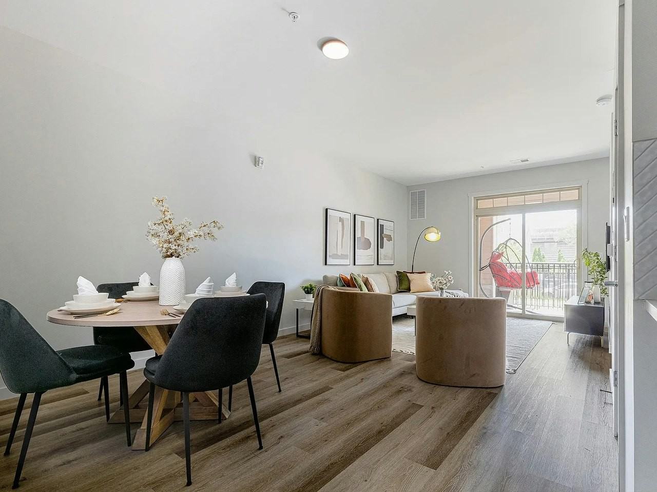 90 Bristol Station Court, Unit 54 - Photo 5 of 14
