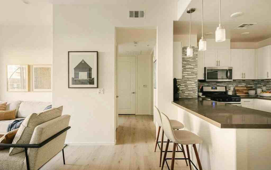 124 West Colorado Street, Unit 45 - Photo 5 of 19