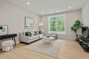 featured image of 7 Cross St