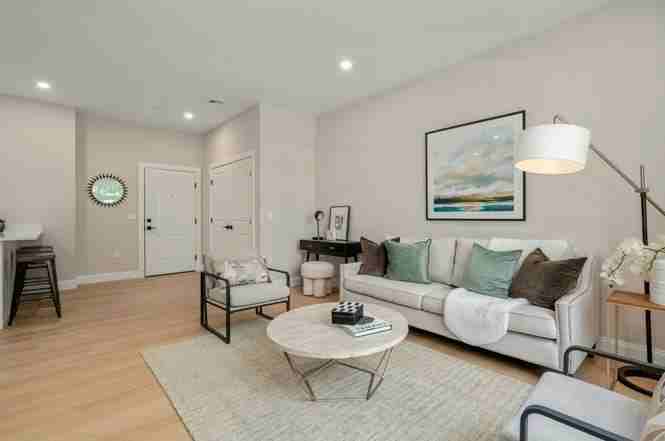 7 Cross Street, Unit 40 - Photo 2 of 16